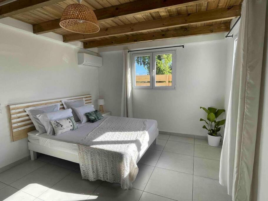Villa Les Oiseaux D'Amour Sainte-Anne  Extérieur photo